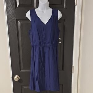 Old Navy Sleeveless V-Neck Midi Dress in Navy